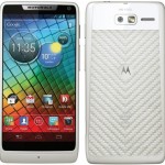 Motorola RAZR i: первый в мире смартфон с 2 ГГц процессором Intel