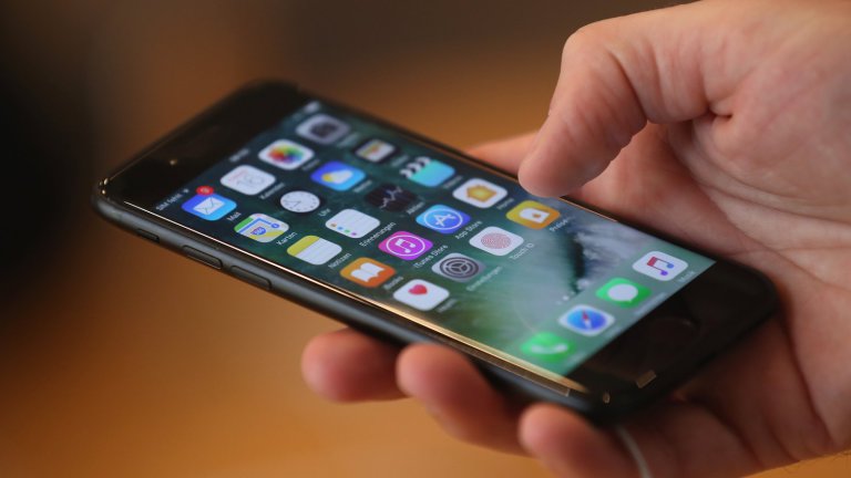 Потребители не хотят переплачивать за iPhone 8, предпочитая iPhone 7