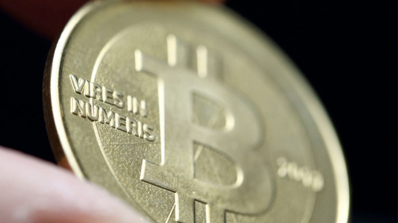 Bitcoin пережил крупнейшее падение в этом году. И потянул за собой другие криптовалюты