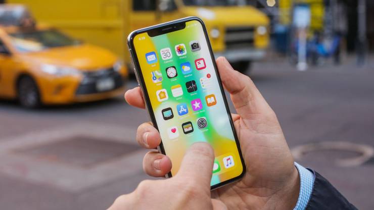 Эксперты выявили самые слабые места iPhone X